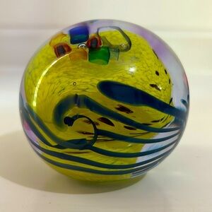Vintage 💚 Handblown Glass Art Paperweight Collectible Home Decor Office Accent